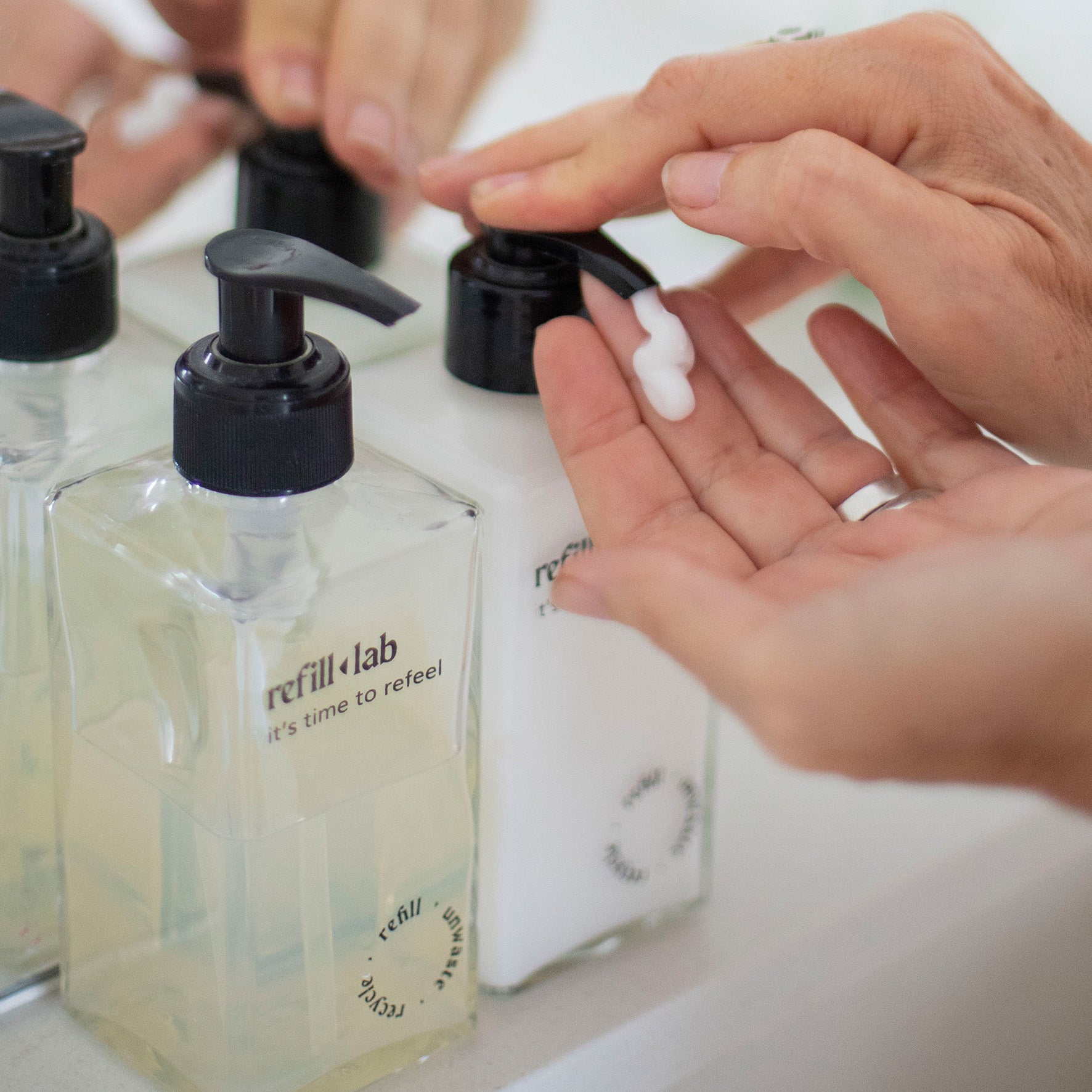 <b>Crema 1 lts</b> - Santal Fever